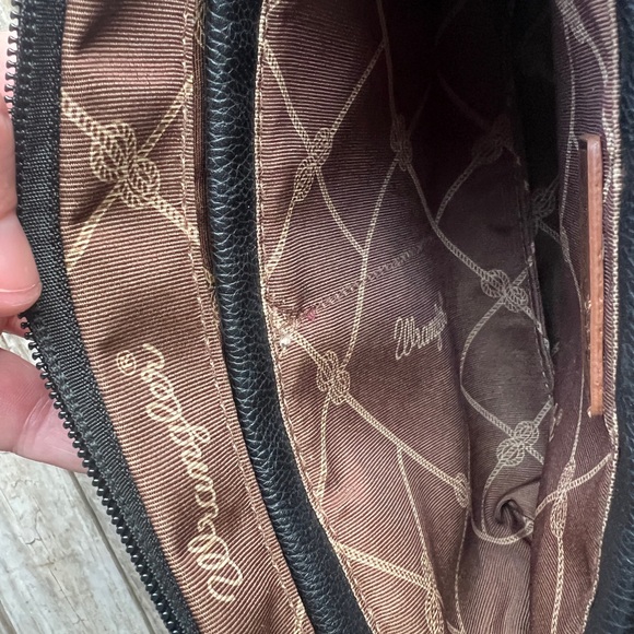 Wrangler Two-Tone Crossbody Bag - Picture 12 of 12